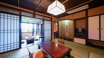 Quarto, em edifício anexo (Tsuki) | Cofres nos quartos, Wi-Fi de cortesia