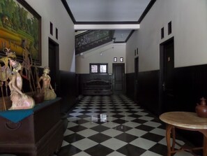 Interior - De Clove Guest House (Malang)