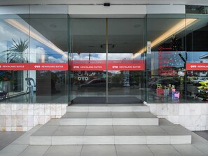 Property entrance - Kenyalang Suite (Miri)