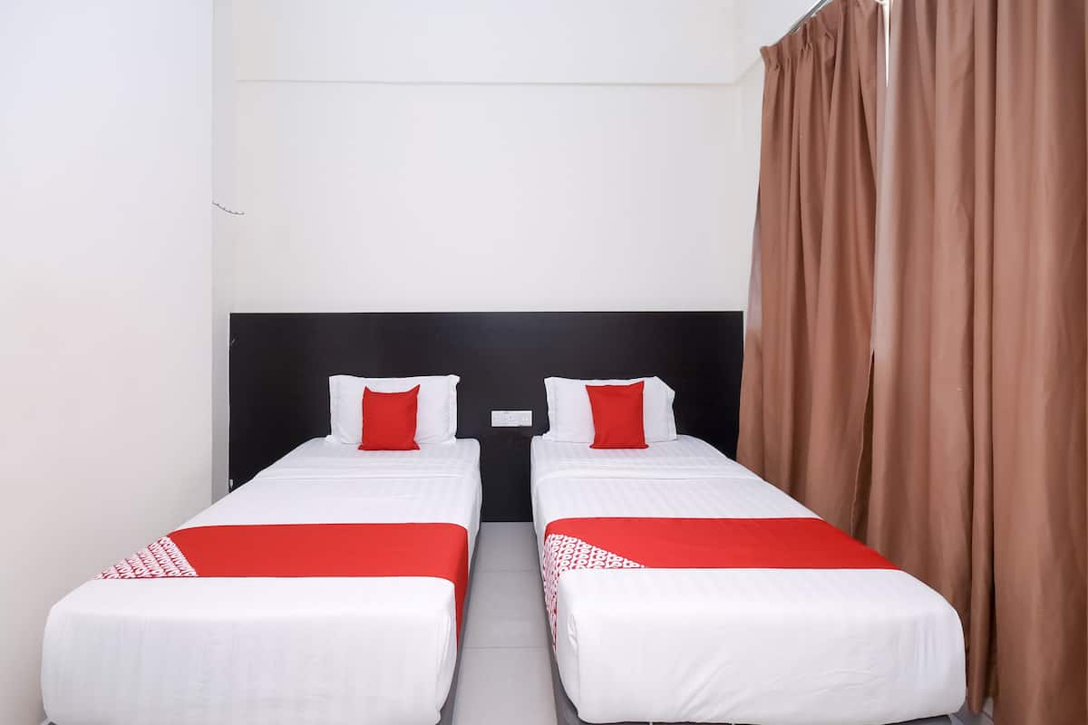 Habitación Deluxe con 2 camas individuales | Escritorio y wifi gratis