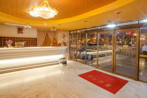 Interior entrance - Gene Long Haiyatt Hotel (Chiayi City)