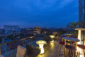 Bar (on property) - The Chi Boutique Hotel (Hanoi)
