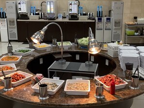 Free daily buffet breakfast - Toyoko Inn Shinagawa Konan Tennozu Isle (Tokyo)
