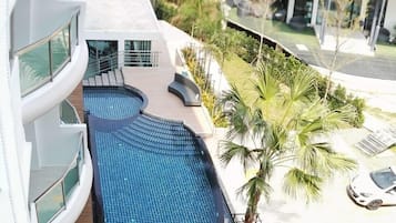 Superior Room, 1 Bedroom, Kitchenette, Pool View | View from room
