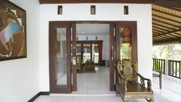 Deluxe Suite | 1 bedroom, desk, free WiFi, bed sheets