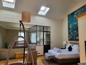 Suite Signature, 1 cama de matrimonio grande, no fumadores | Ropa de cama de alta calidad y decoración individual