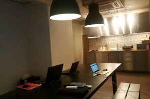 Suite Room | Huoneen varustelu