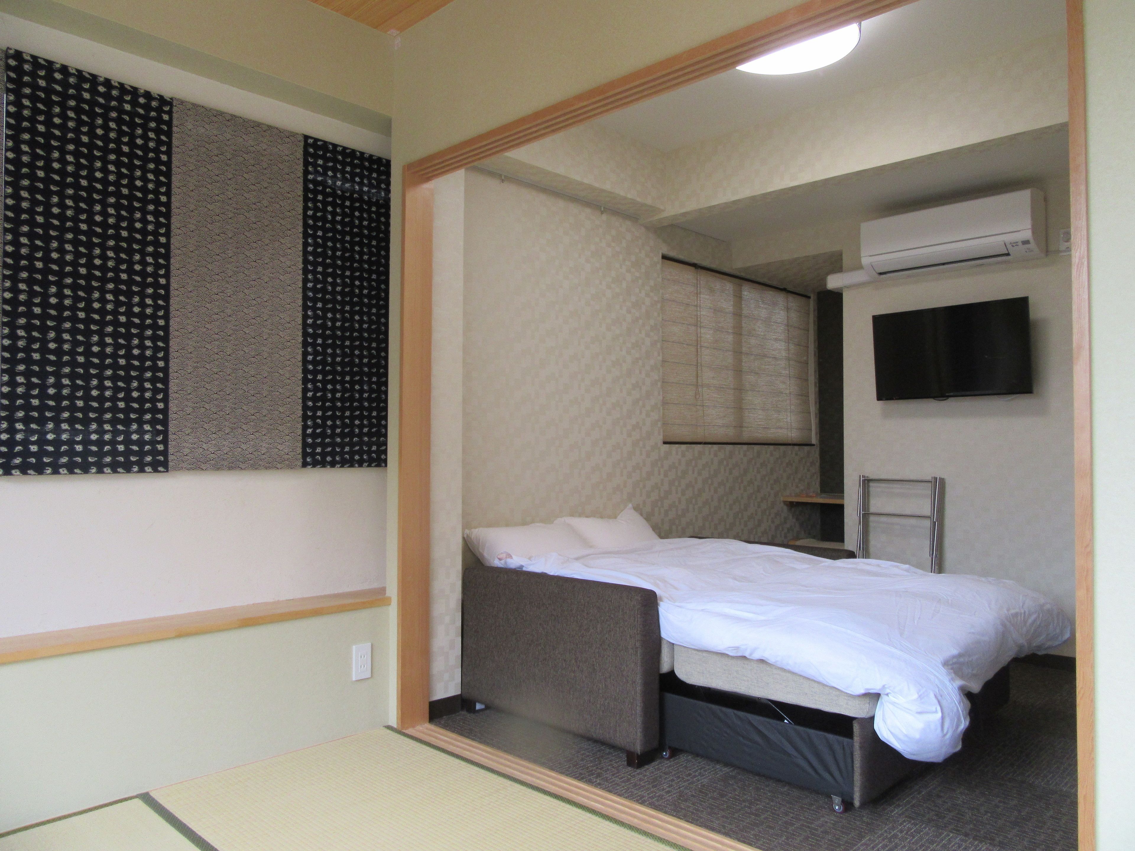 deluxe room with tatami area and sofa bed | free wifi