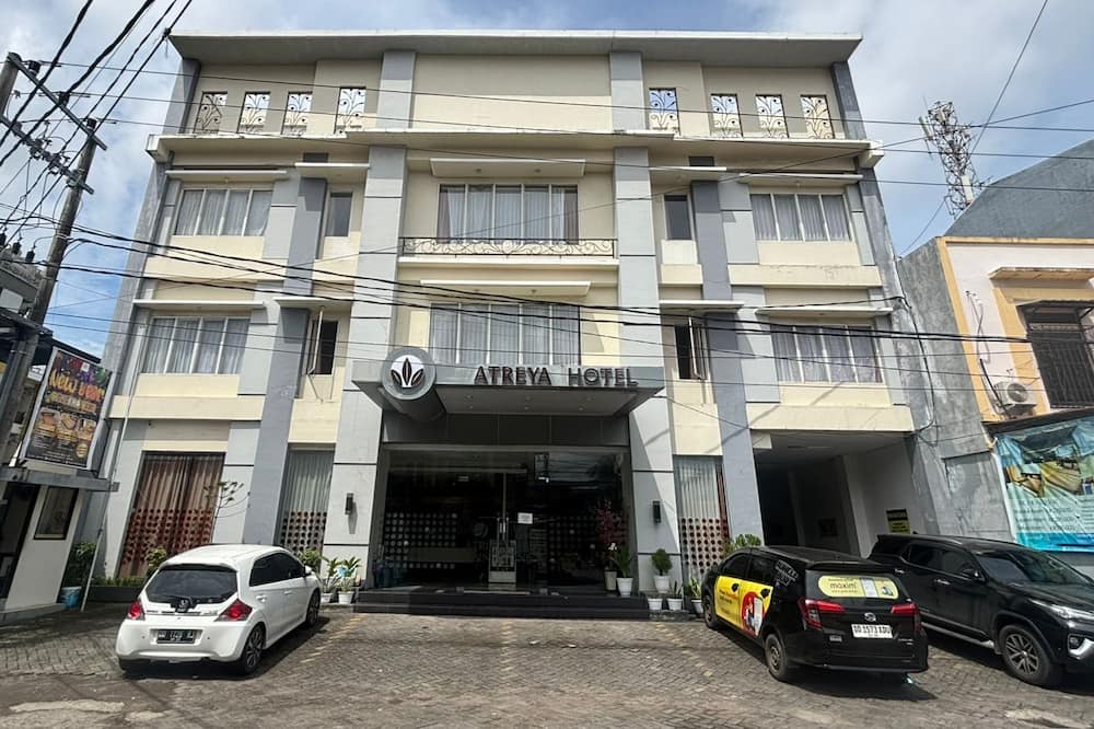 Atreya Hotel Makassar
