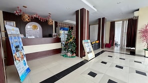 Reception - Atreya Hotel Makassar (Makassar)