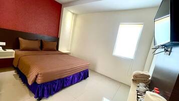 Escritorio y wifi gratis