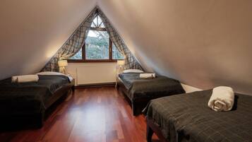 Apartment, 2 Bedrooms (Rysy - 5 persons) | 1 bedroom, premium bedding, iron/ironing board, free WiFi