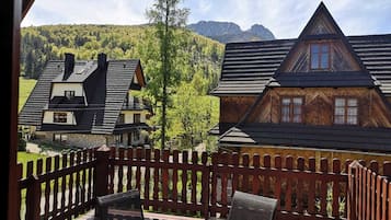 Familielejlighed - 1 soveværelse - bjergudsigt | Terrasse/gårdhave