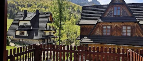 Appartement Familial, 1 chambre, vue montagne | Terrasse/Patio