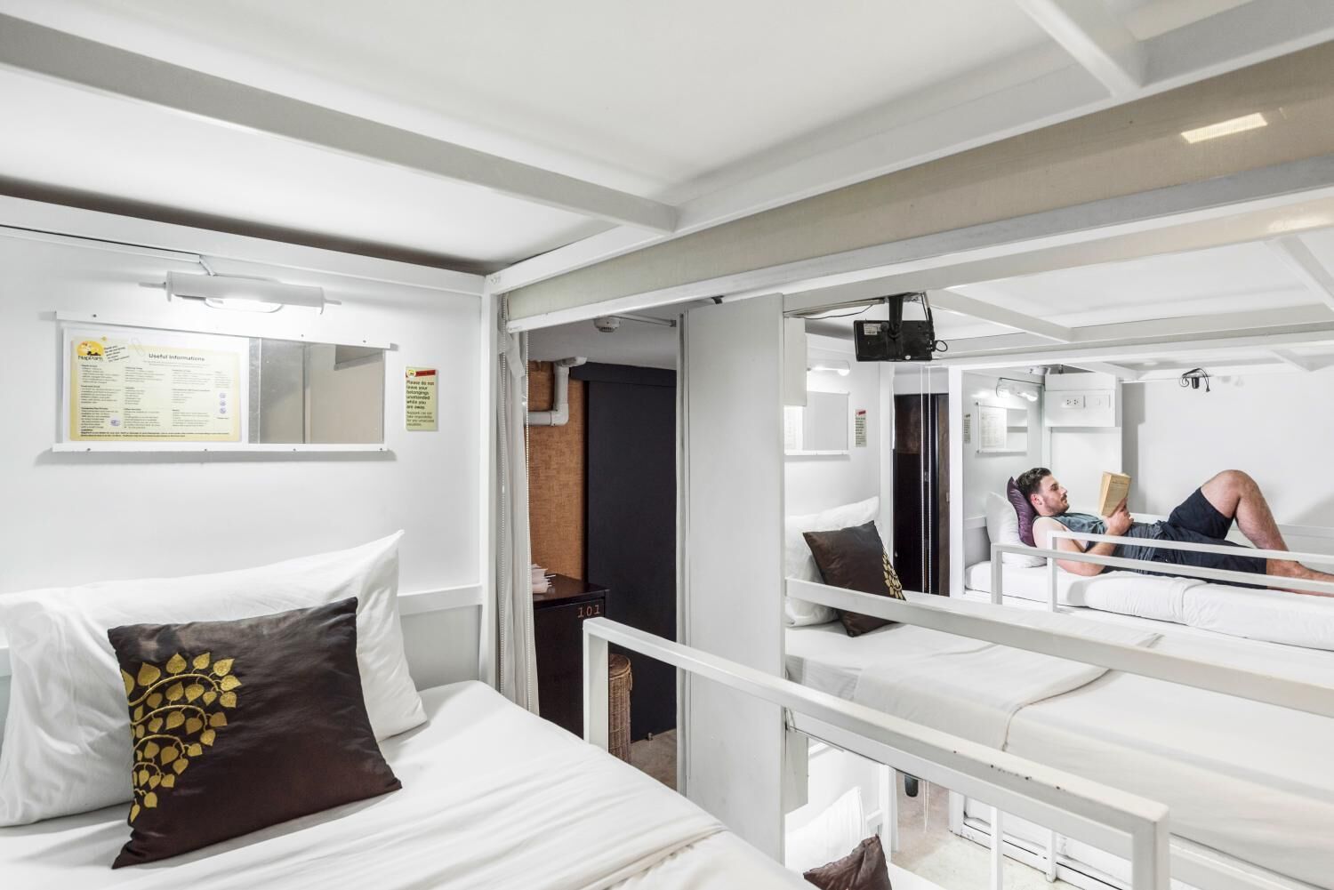 Photo - Nappark Hostel @Khao San