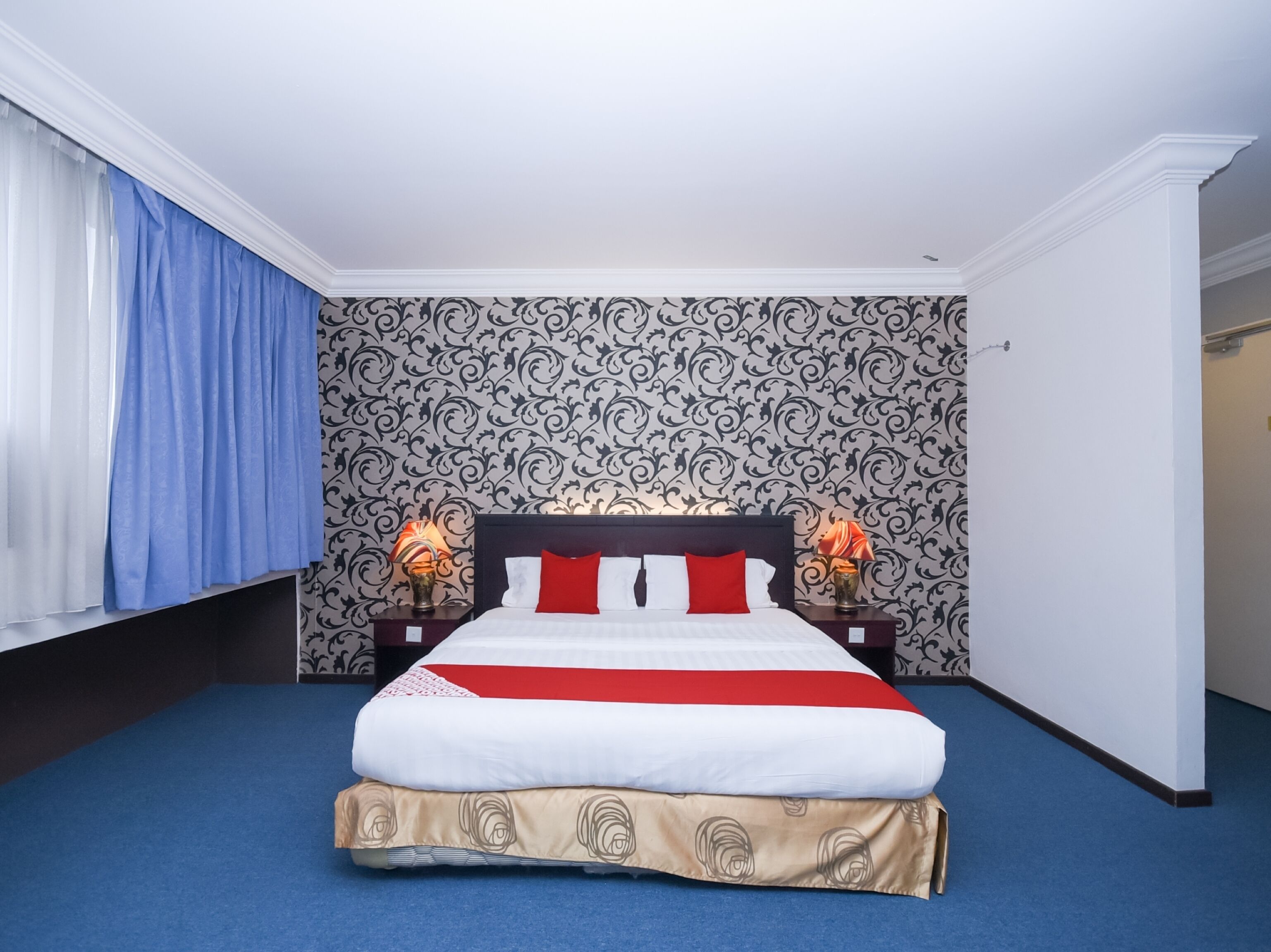 deluxe double room, 1 king bed | desk, free wifi, bed sheets