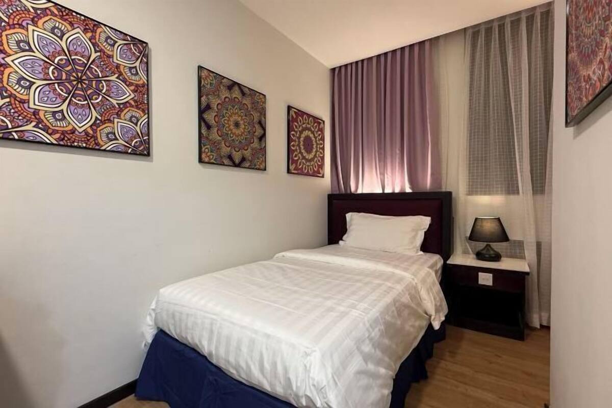 1 bedroom, desk, free WiFi, bed sheets