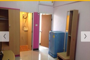 Interior - Kedkanok Apartment (Bangkok)