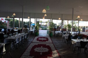 Desayuno continental incluido todos los días 