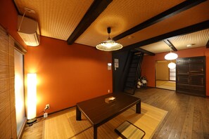 In-room dining - Yumeya House (Kyoto)