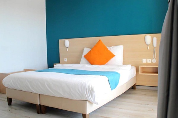 Habitación familiar, balcón | Caja de seguridad en la habitación, escritorio y insonorización