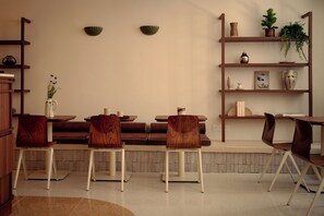 Televisión de pantalla plana