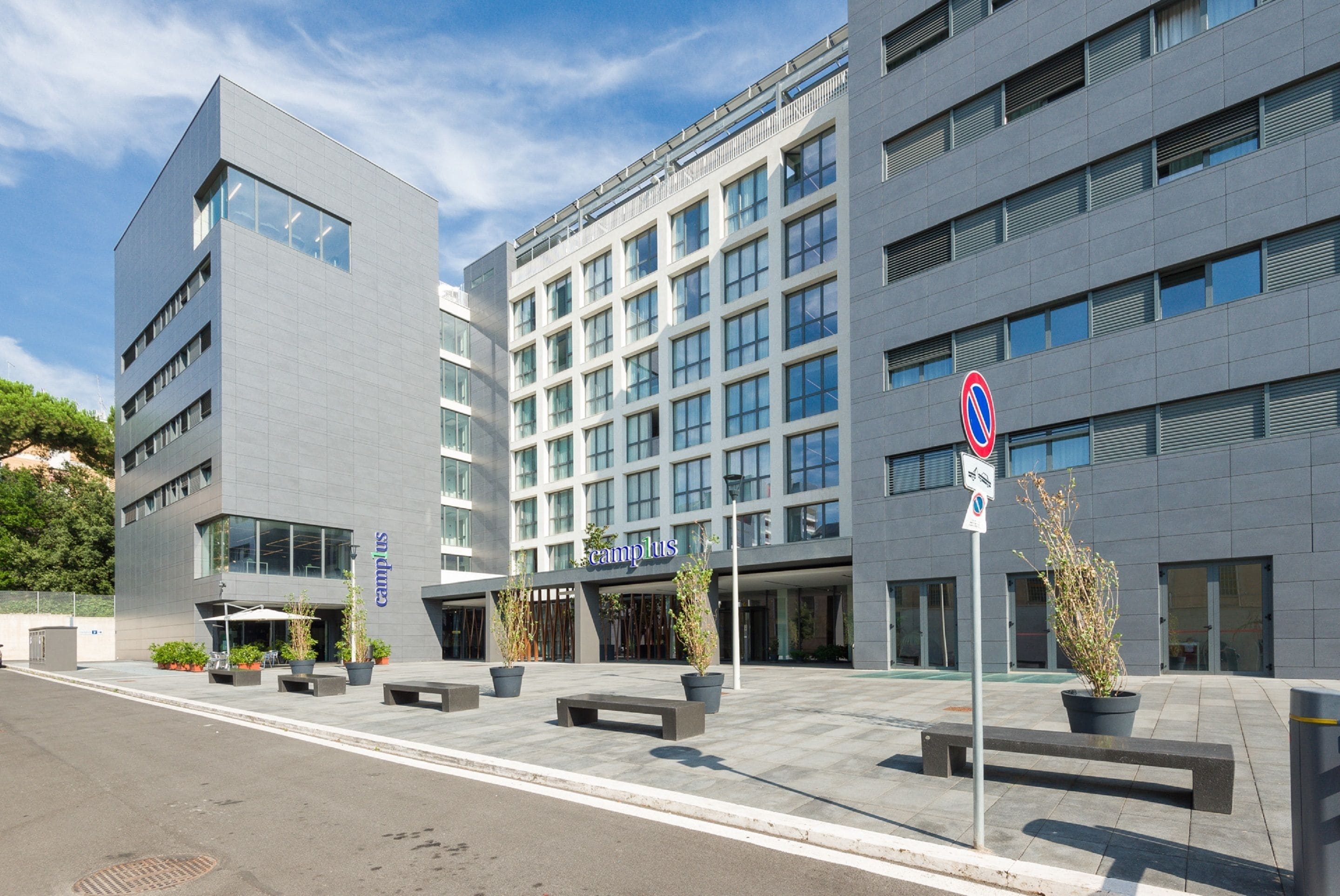 Fachada da propriedade