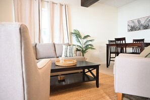 Superior Suite, 1 King Bed with Sofa bed, Kitchen, Oceanfront | Living area | Flat-screen TV - The Palapa House (San Pedro)
