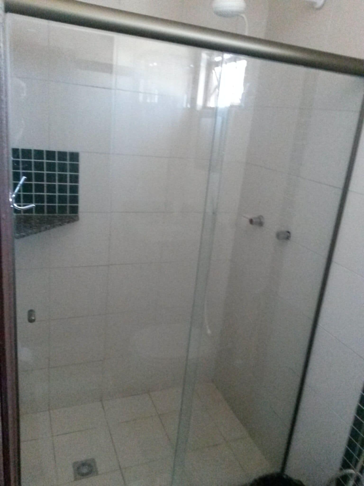 Tripla Standard | Bagno | Doccia, set di cortesia gratuito, asciugamani