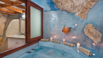 Deluxe villa, 1 slaapkamer, hot tub | Bubbelbad