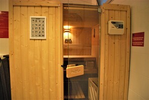 Salas de tratamiento para parejas, tina de hidromasaje y masajes 