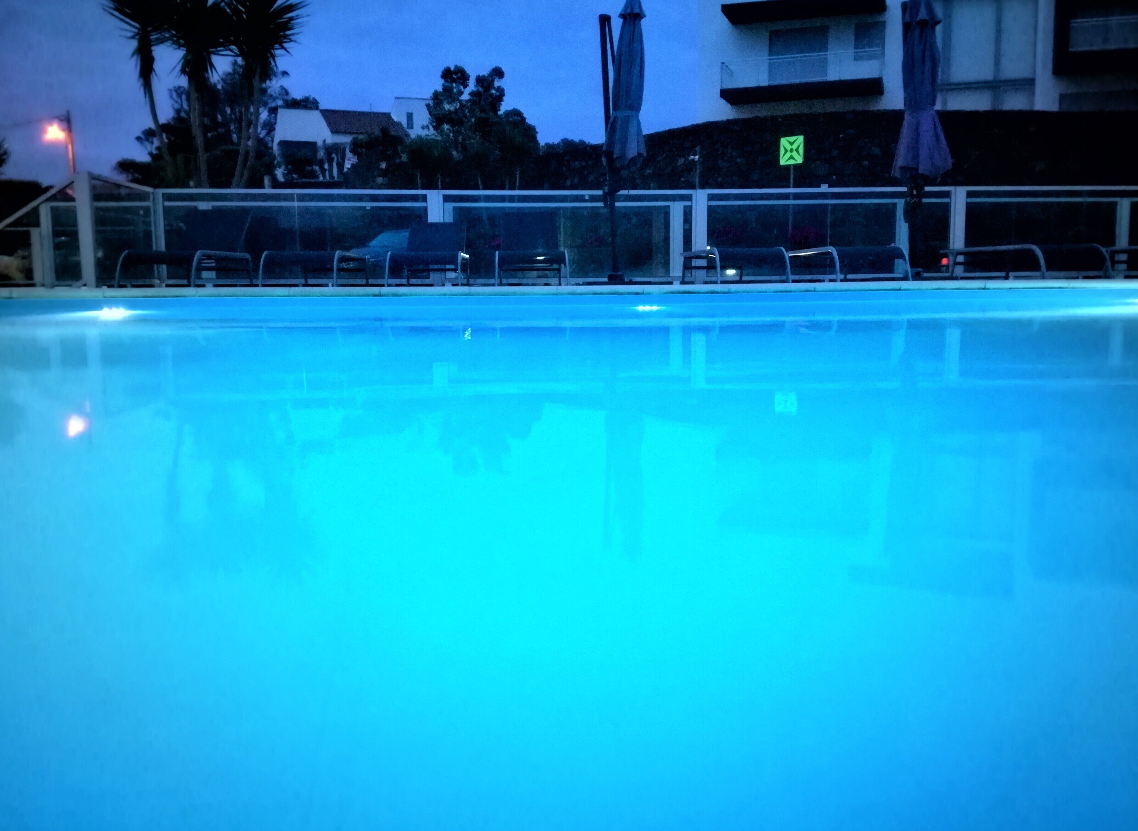 Seasonal outdoor pool, open 9:00 AM to 10:30 PM, sun loungers