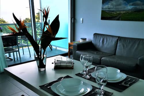 Apartament, 1 dormitori (2 Adults + 2 Children) | Caixa forta a l'habitació, escriptori i cortines opaques