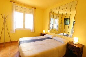 Apartamento conforto, 2 quartos, vista para o mar