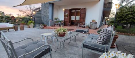 Loft Confort, 1 chambre, salle de bains attenante, vue jardin | 2 chambres, décoration personnalisée, ameublement personnalisé