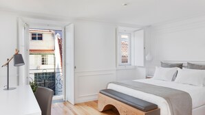 In-room safe, desk, soundproofing, iron/ironing board