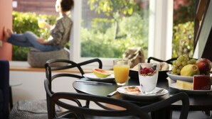 Deluxe Bungalow, Garden View | In-room safe, desk, soundproofing, iron/ironing board