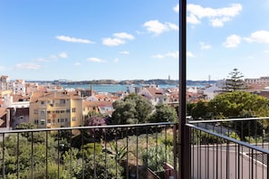 Superior appartement, 1 slaapkamer | Kameruitzicht