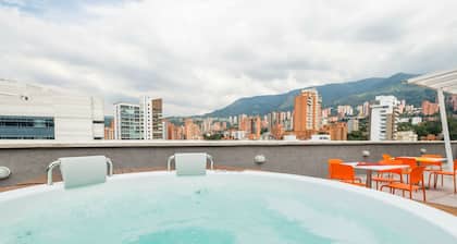 Hampton by Hilton Medellin
