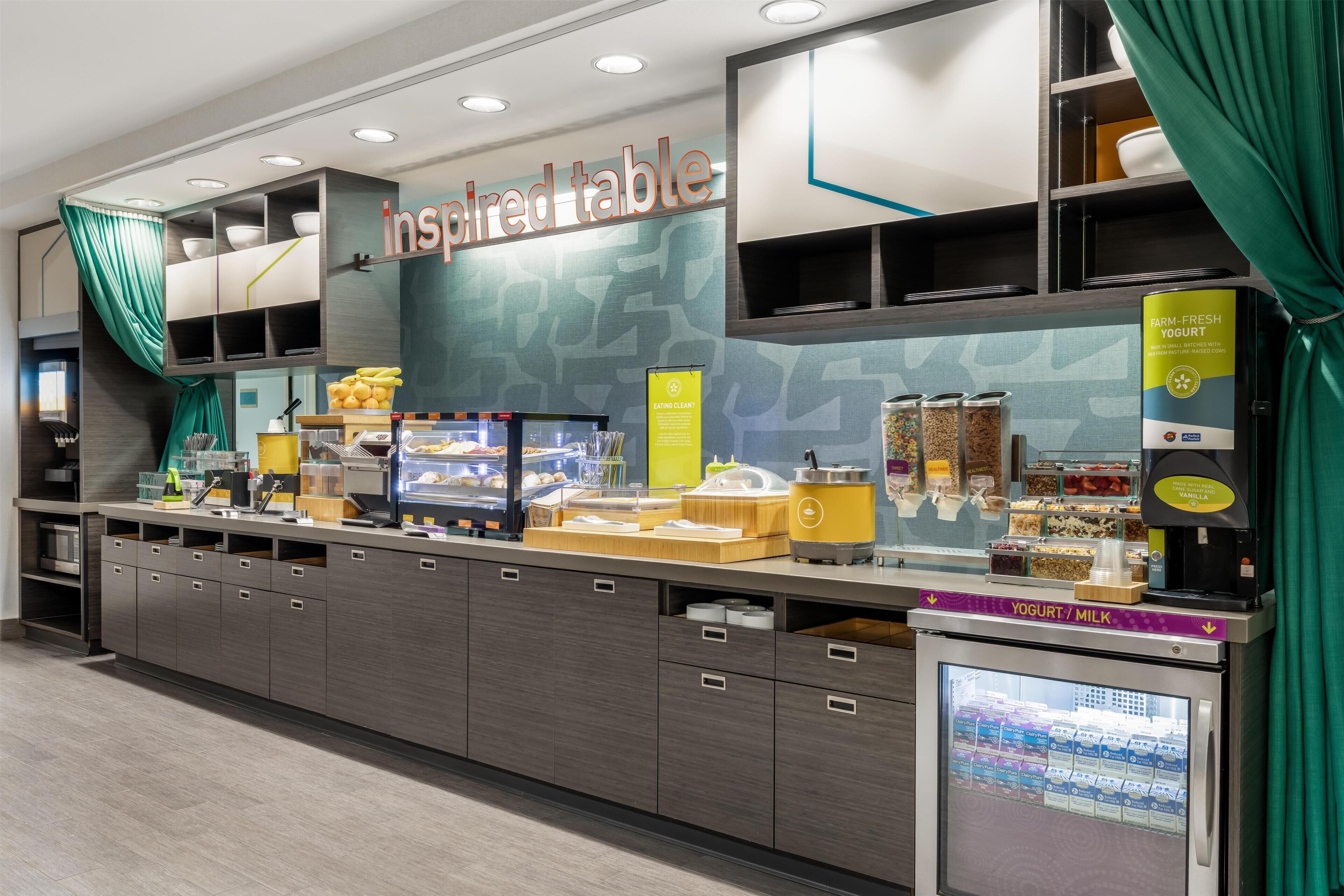 Free daily buffet breakfast