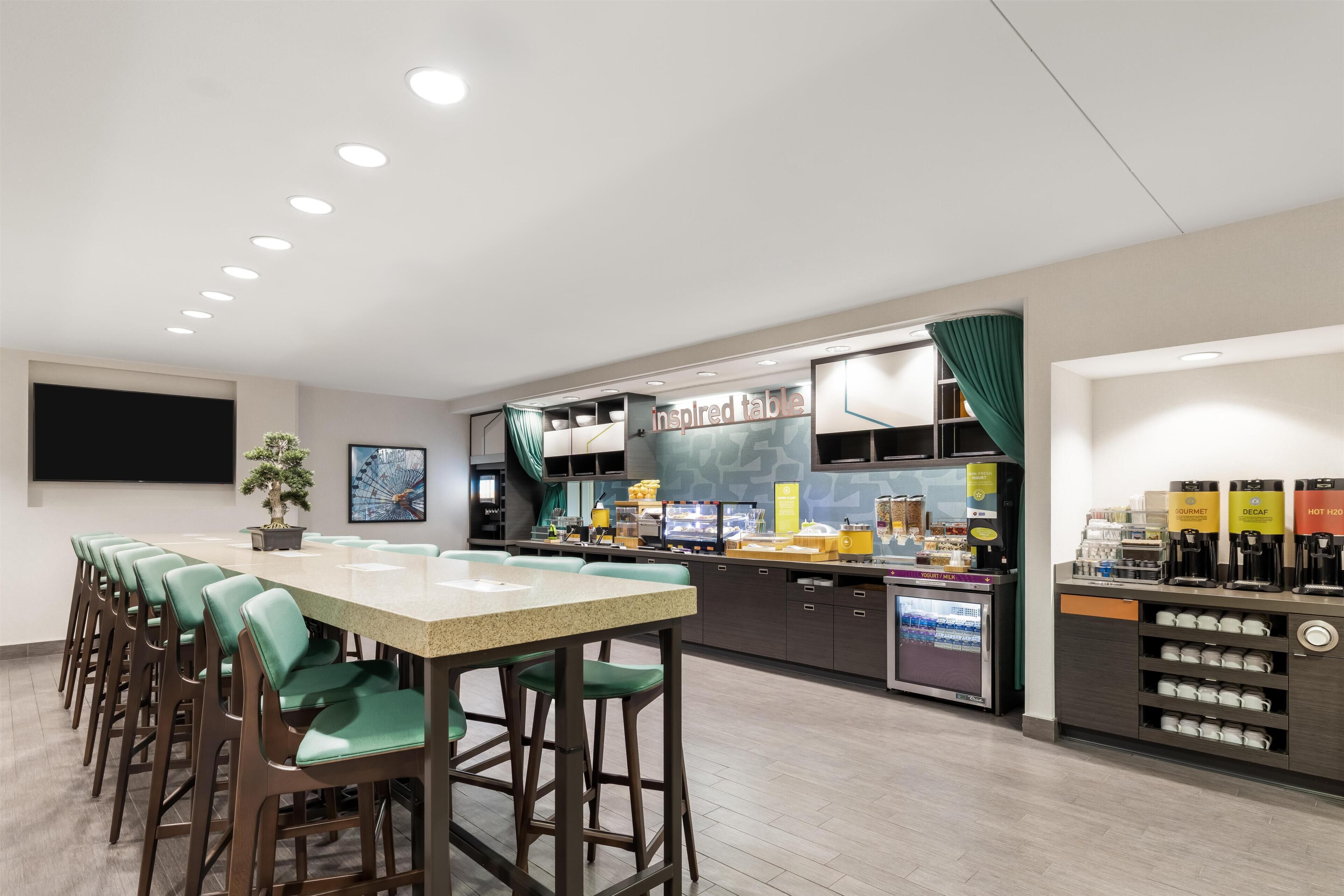 Bao gồm bữa sáng buffet hàng ngày 