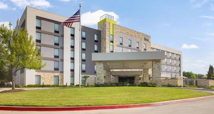 Home2 Suites by Hilton Dallas Addison