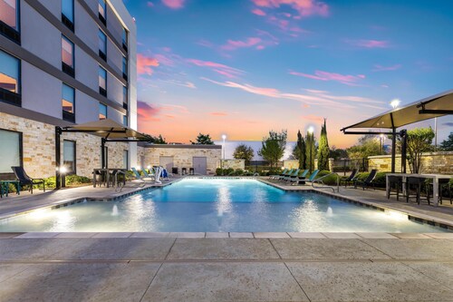 Home2 Suites by Hilton Dallas Addison