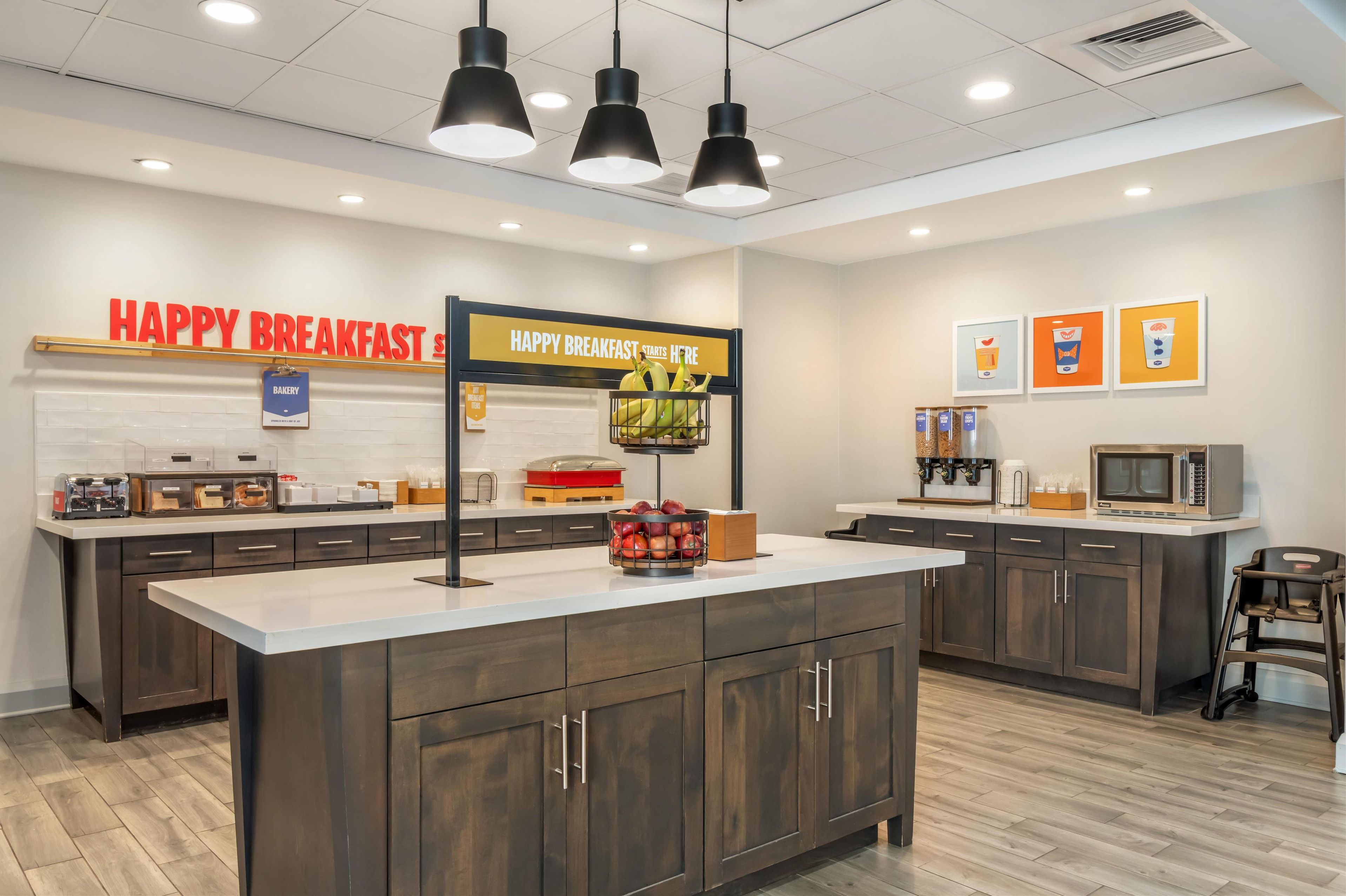 Free daily buffet breakfast 