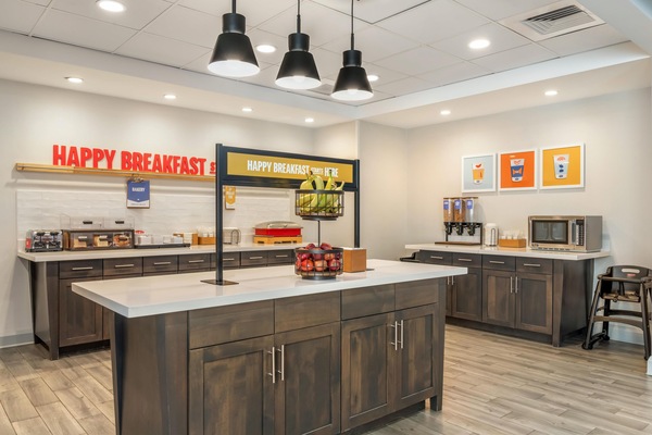 Free daily buffet breakfast