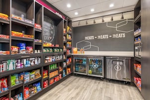 Snack bar