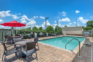 Outdoor pool, sun loungers