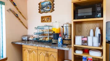 Desayuno continental incluido todos los días