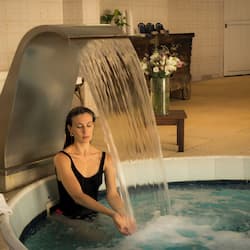 Couples treatment room(s), sauna, hot tub, body treatments