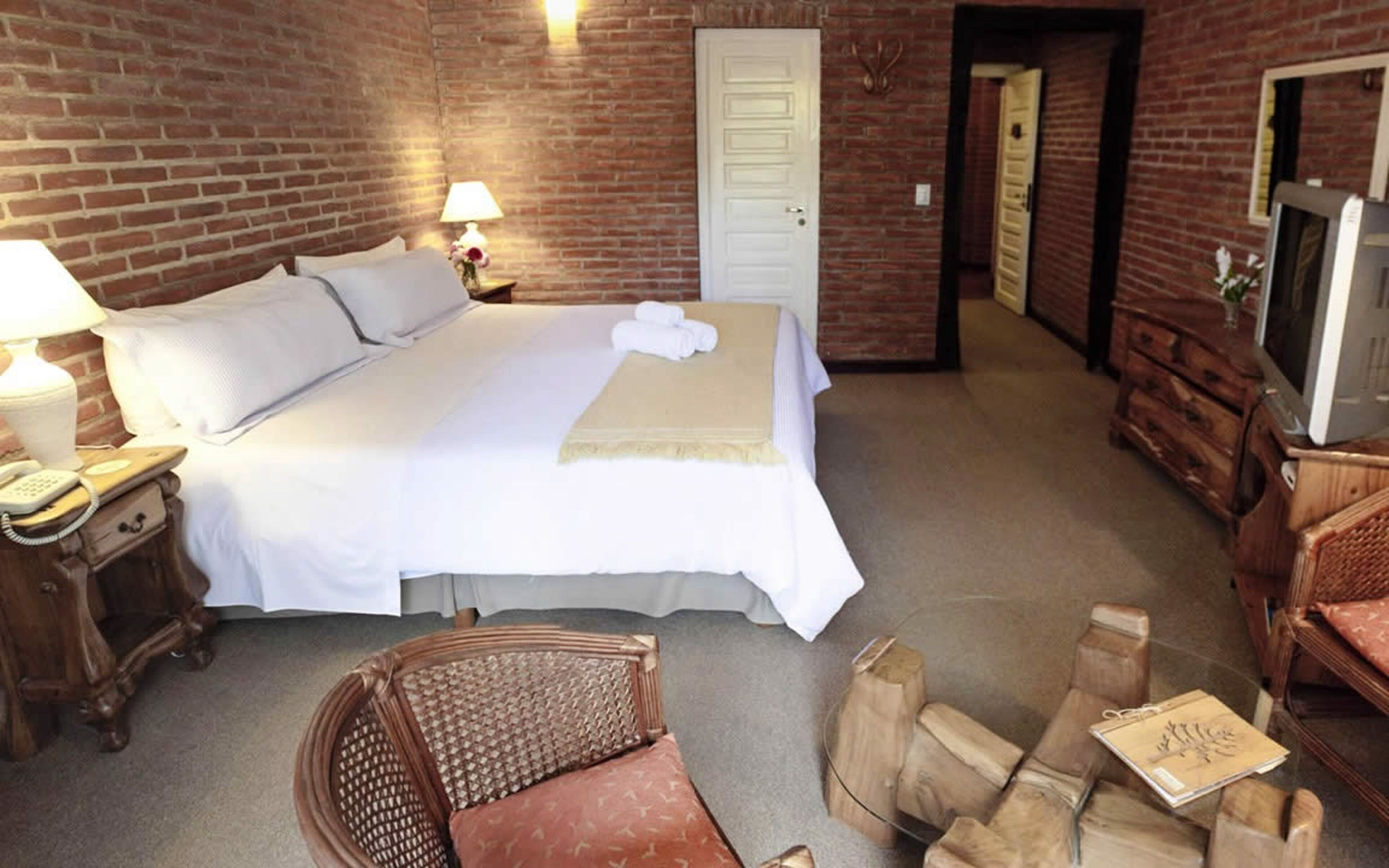 Suite | Sengetøy av topp kvalitet, dundyner og senger med overmadrass